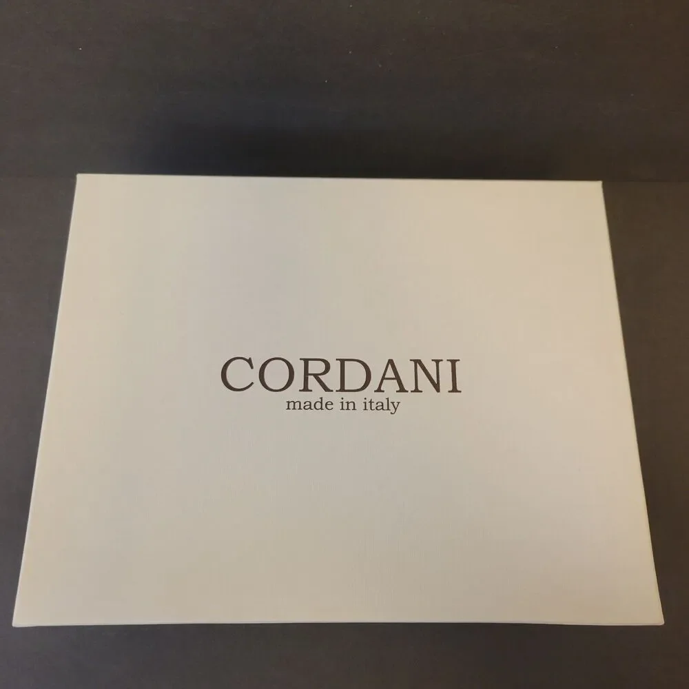 Cordani Empty White Storage Shoes Box With Tissue Product Tag 2 Shoe Insert